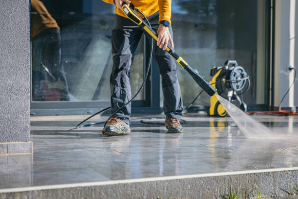 Fence Pressure Washing in Daly City, CA